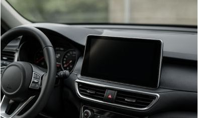 Jak chronić ekran w samochodzie? Folia samochodowa ochronna