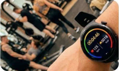 smartwatch 3mk Altora podczas treningu na siłowni monitorowanie tętna i aktywności fizycznej zegarek sportowy z trybami treningowymi