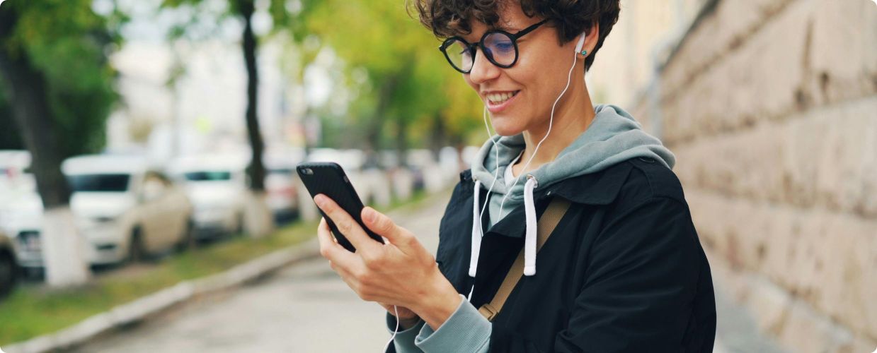 Impedancja słuchawek – co to jest i co oznacza wartość 16-32 Ω?