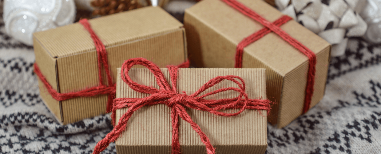 Świąteczny poradnik zakupowy 2024: Akcesoria mobilne, które zachwycą każdego!