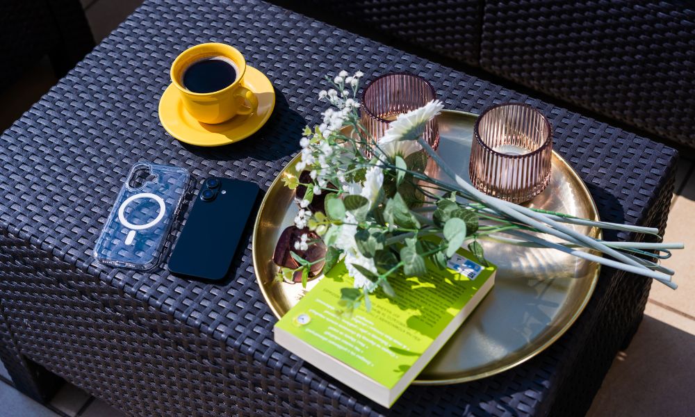 _przezroczyste_etui_odporne_na_zolkniecie