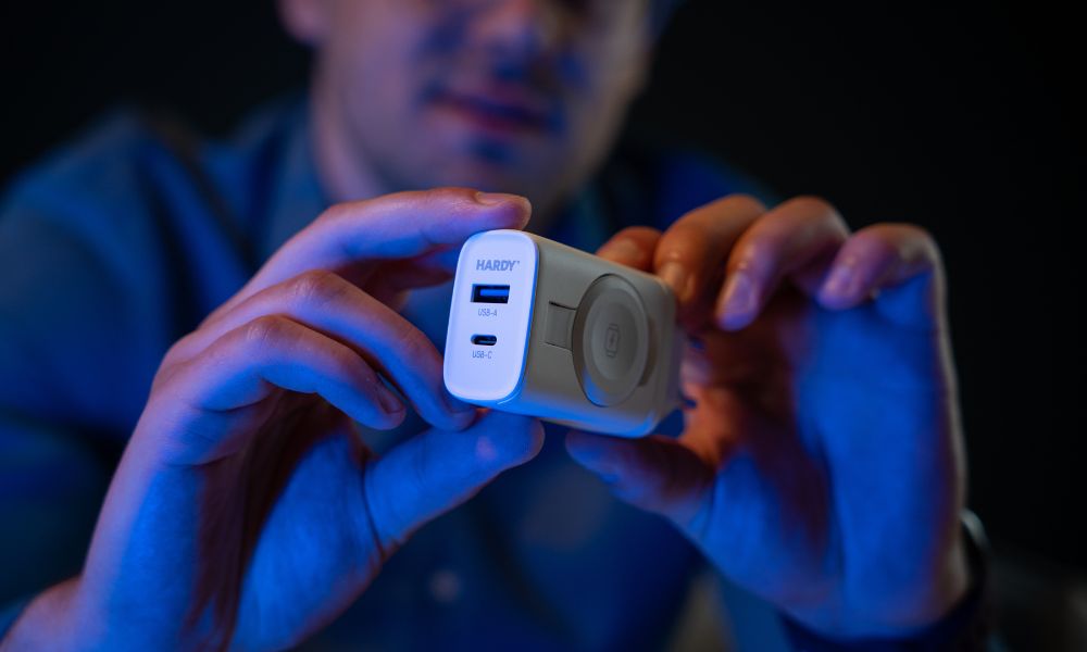 jaka_adowarka_do_iphone_16-3